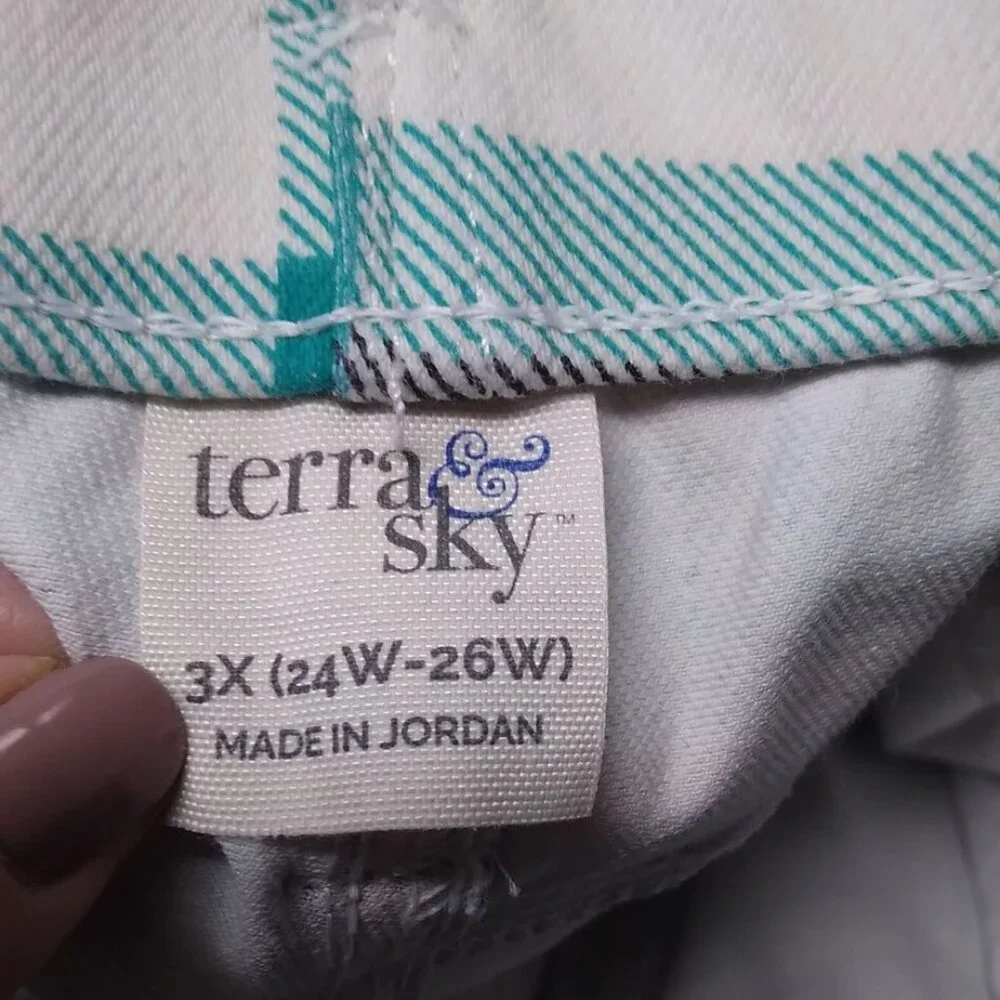 Terra & Sky white plaid jeggings size 3X (24W-26W) - Picture 7 of 12